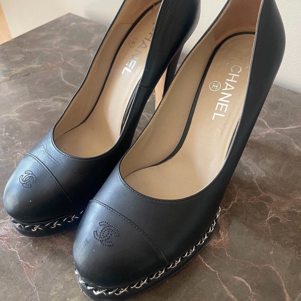 Chanel Lambskin Heels - Size 40 (runs small - 8.5 or 9)